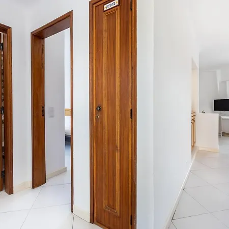 Modha Apartamento
